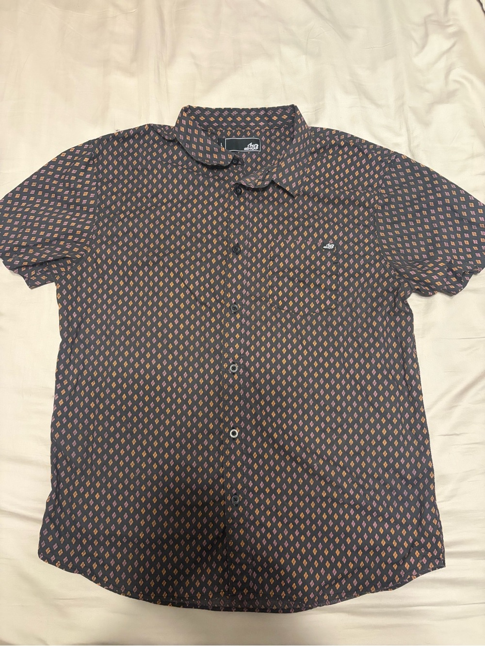 Lost Men's Short-Sleeve Button-Down Shirt Geo Pattern